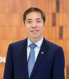 费建华校长